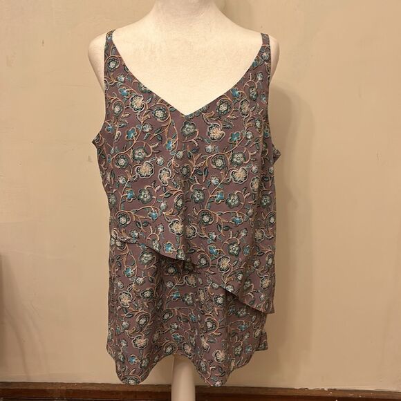 Cabi lilac floral spaghetti strap multi layered blouse Size L EUC - Picture 2 of 10